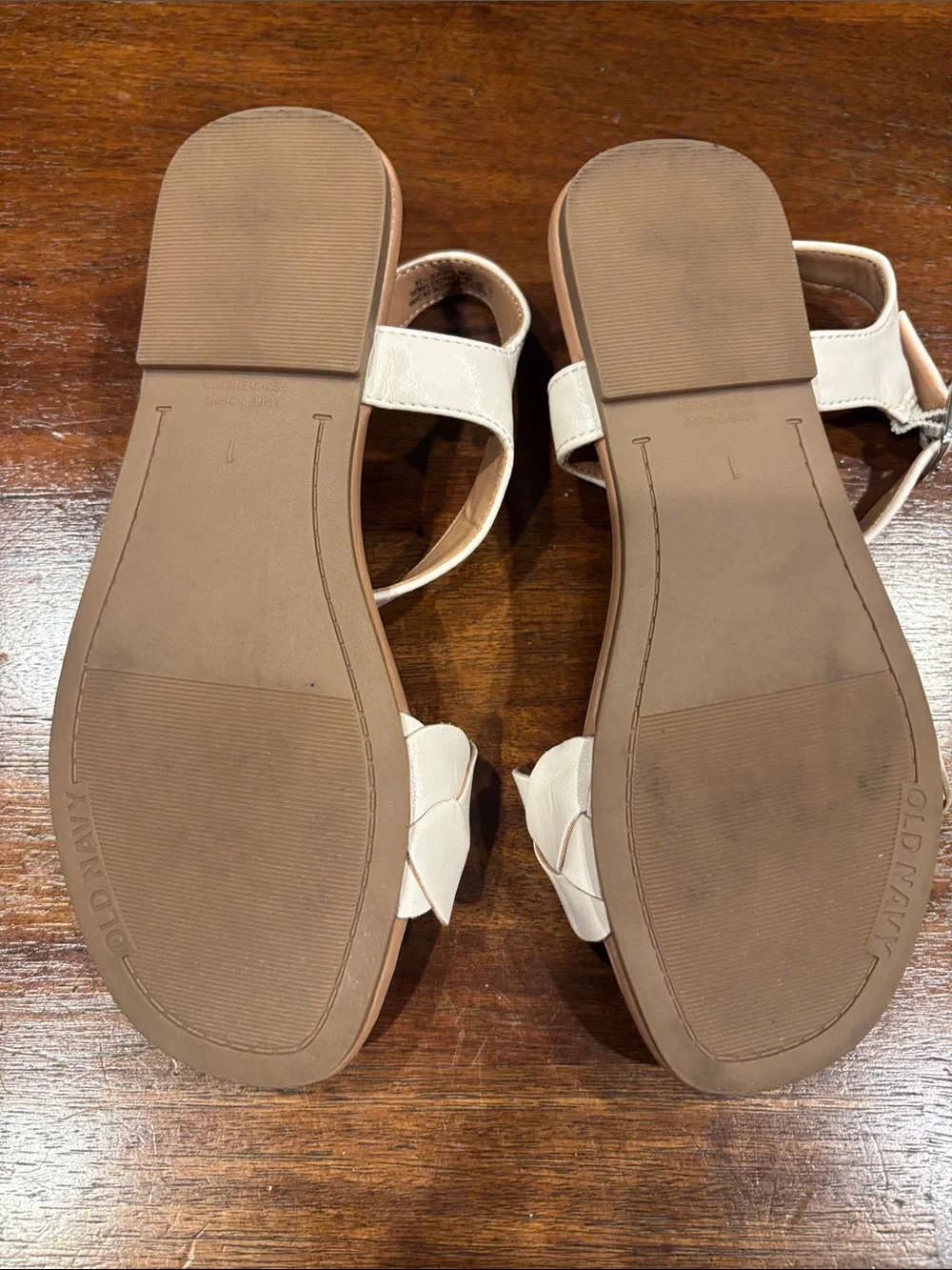 Old Navy Braided Front Ankle-Strap Sandals in Cream Girls size 1